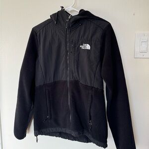 The Northface with hood